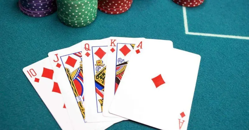 Some information to know when mentioning Flush in Poker